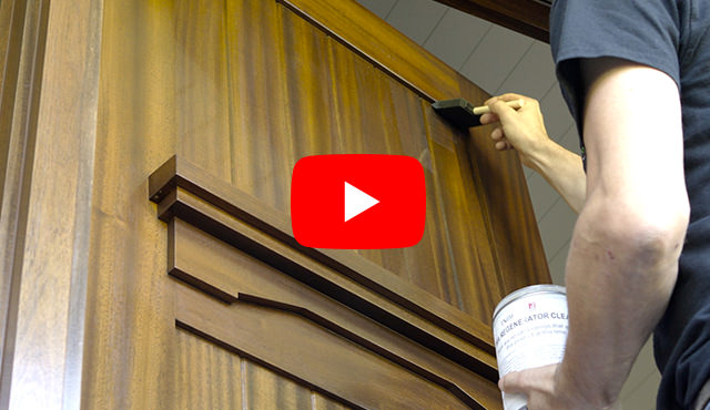 Rafraîchissement de votre porte d'entrée et de garage avec le « Regénérateur »